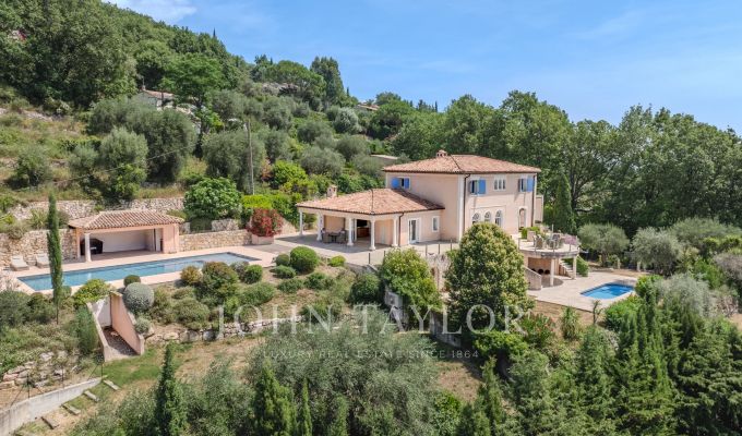 Продажа Дом Châteauneuf-Grasse