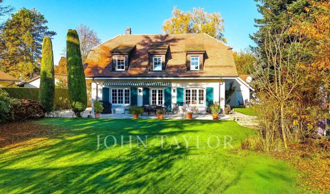 Продажа Дом Coppet