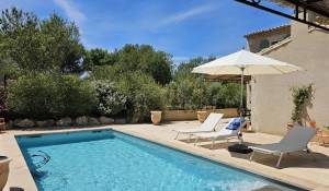 Продажа Дом Eygalières