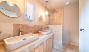 Продажа Дом Eygalières