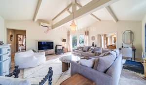 Продажа Дом Eygalières