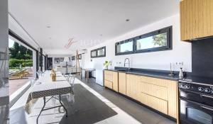 Продажа Дом Eyguières