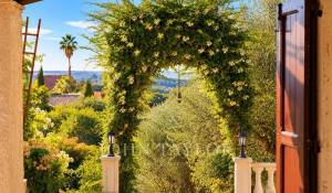 Продажа Дом La Colle-sur-Loup