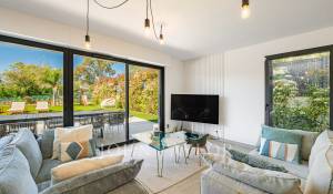 Продажа Дом La Roquette-sur-Siagne