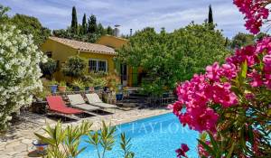Продажа Дом Le Castellet