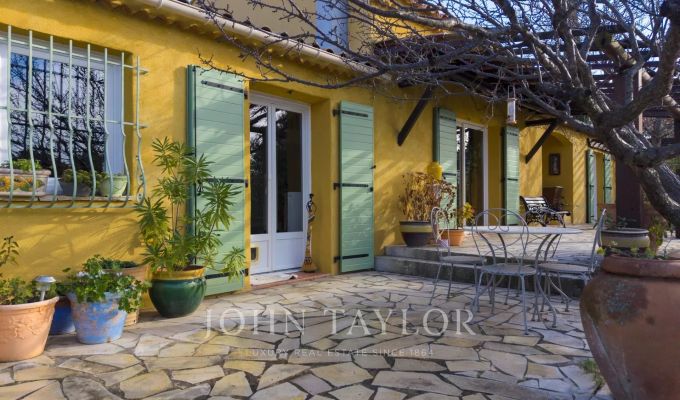 Продажа Дом Le Castellet