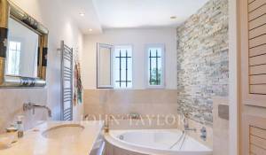 Продажа Дом Le Rouret