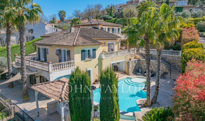 Продажа Дом Les Adrets-de-l'Estérel