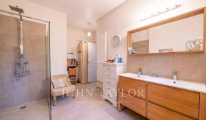 Продажа Дом Ménerbes