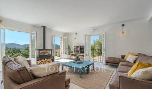 Продажа Дом Peymeinade