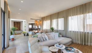 Продажа Дом Santa Eularia des Riu