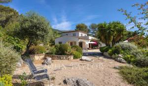 Продажа Дом Tourrettes-sur-Loup