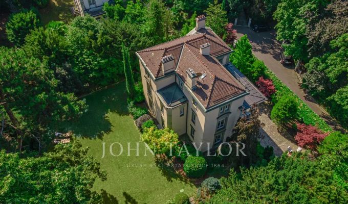 Продажа Городской особняк Montreux