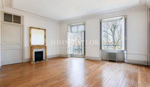 Продажа Городской особняк Versailles