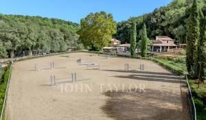 Продажа Конно-спортивный комплекс Valbonne