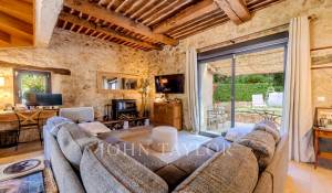 Продажа Конно-спортивный комплекс Valbonne