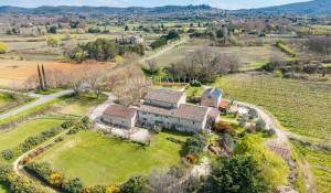 Продажа Мас, типичный южный дом Bonnieux