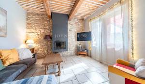 Продажа Мас, типичный южный дом Bonnieux