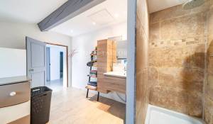 Продажа Мас, типичный южный дом Bonnieux