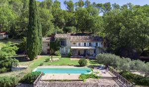 Продажа Мас, типичный южный дом Cadenet