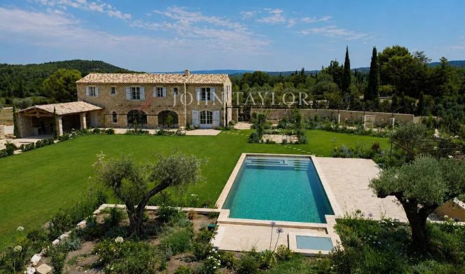 Продажа Мас, типичный южный дом Eygalières