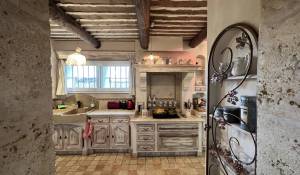 Продажа Мас, типичный южный дом L'Isle-sur-la-Sorgue