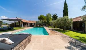 Продажа Мас, типичный южный дом L'Isle-sur-la-Sorgue