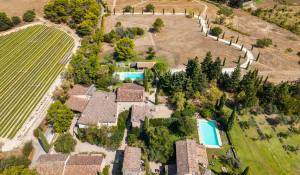 Продажа Мас, типичный южный дом L'Isle-sur-la-Sorgue
