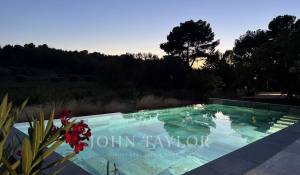 Продажа Мас, типичный южный дом Le Castellet