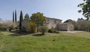 Продажа Мас, типичный южный дом Ménerbes