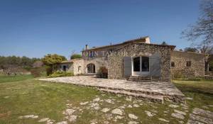 Продажа Мас, типичный южный дом Ménerbes