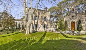 Продажа Мас, типичный южный дом Pernes-les-Fontaines