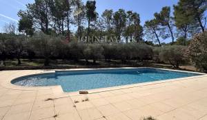 Продажа Мас, типичный южный дом Saint-Rémy-de-Provence