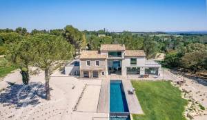 Продажа Мас, типичный южный дом Saint-Rémy-de-Provence