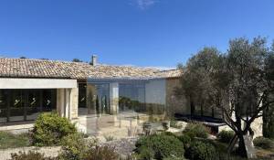 Продажа Мас, типичный южный дом Saint-Rémy-de-Provence