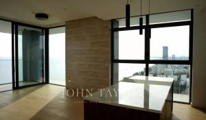 Продажа Обслуживаемая квартира Agios Tychonas