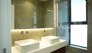 Продажа Обслуживаемая квартира Agios Tychonas