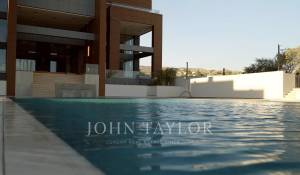 Продажа Обслуживаемая квартира Agios Tychonas