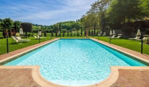 Продажа Отель Siena