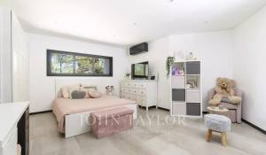 Продажа Поместье Aubagne