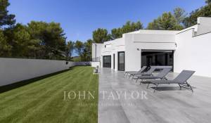 Продажа Поместье Aubagne