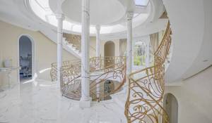 Продажа Поместье Blonay-Saint-Légier