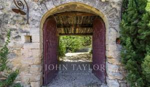 Продажа Поместье Bonnieux