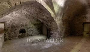 Продажа Поместье Bonnieux