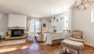 Продажа Поместье Bonnieux