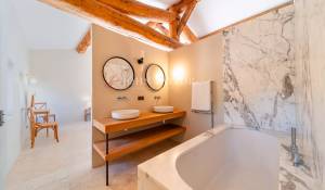 Продажа Поместье Bonnieux