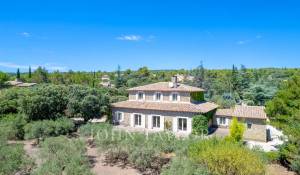 Продажа Поместье Cabrières-d'Avignon