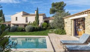 Продажа Поместье Cabrières-d'Avignon