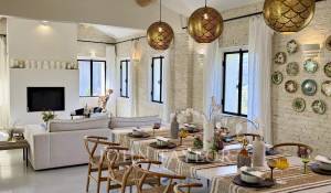 Продажа Поместье Cassis