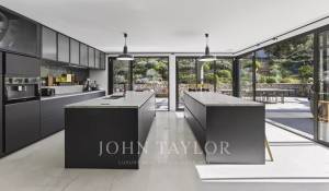 Продажа Поместье Cassis